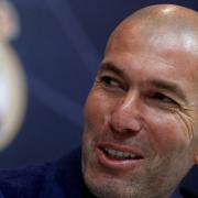 Zidane returns to Real Madrid's training pitch